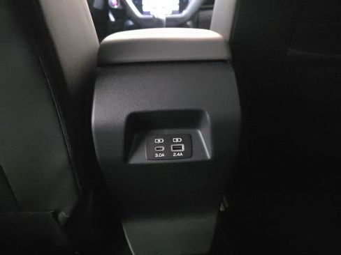 Used 2024 Subaru Crosstrek 2.0i Premium image 28