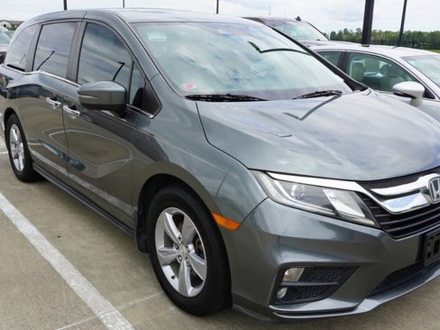 Used 2018 Honda Odyssey EX-L image 3