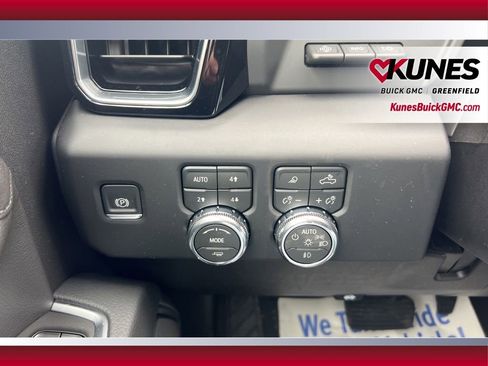 New 2026 GMC Sierra 2500 Denali w/ Denali Reserve Package AWD/4WD image 24