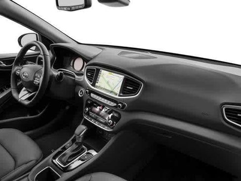 Used 2018 Hyundai Ioniq SEL image 11