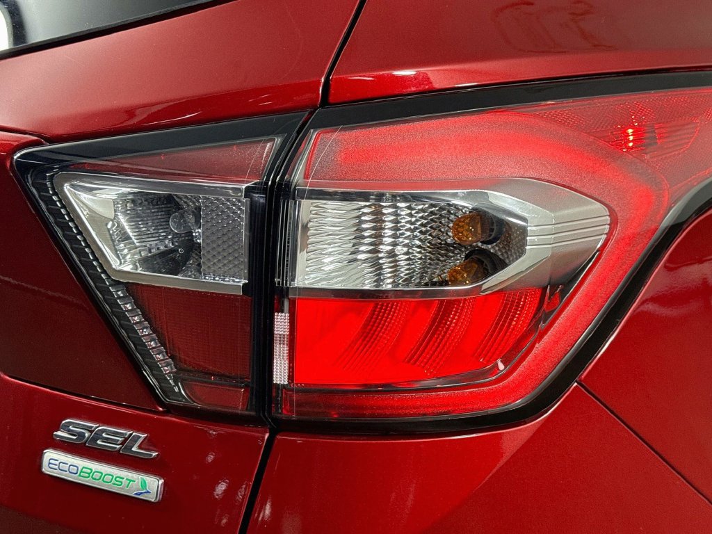 Used 2018 Ford Escape SEL FWD image 33