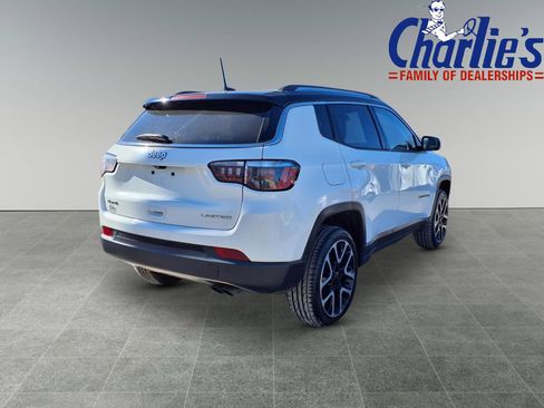 Used 2018 Jeep Compass Limited w/ Navigation Group image 4