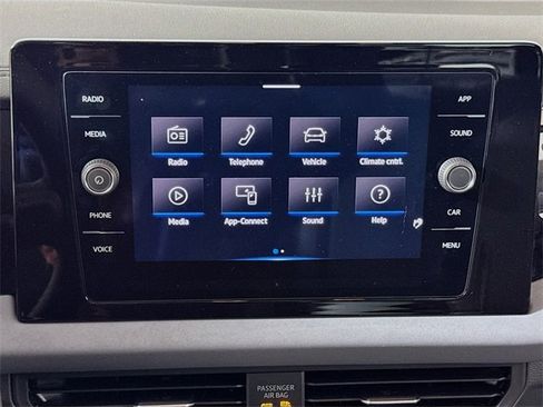 New 2025 Volkswagen Jetta SE image 7