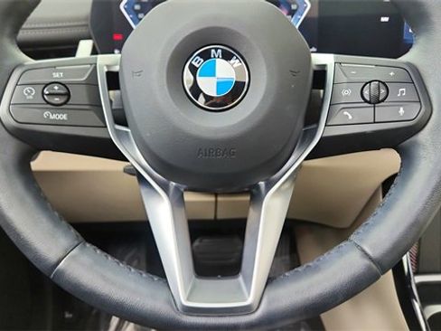 Used 2025 BMW X1 xDrive28i image 40