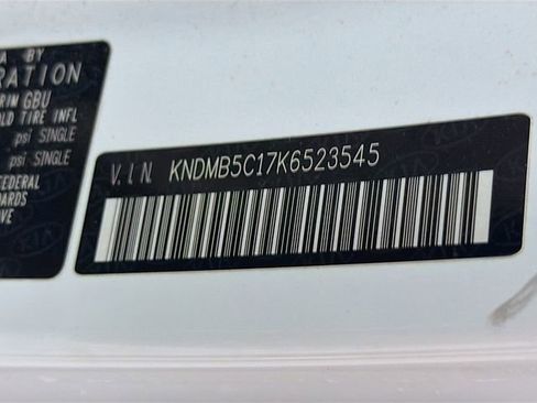 Used 2019 Kia Sedona LX image 30