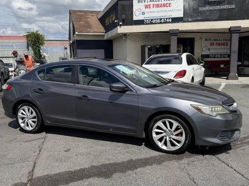 Used 2017 Acura ILX FWD image 6