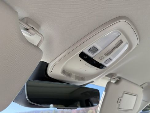 New 2026 Volvo XC90 B6 Ultra image 26