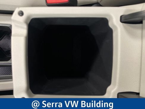 Certified 2024 Volkswagen Tiguan SE w/ Panoramic Sunroof Package AWD/4WD image 27