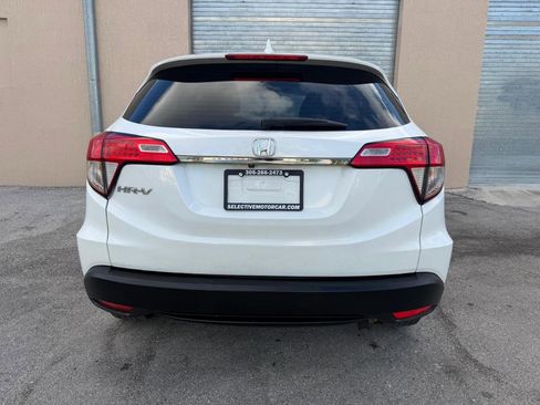 Used 2022 Honda HR-V LX image 6