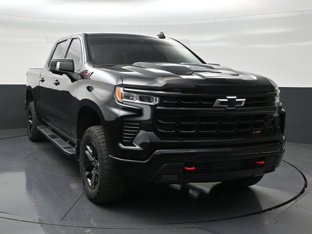 Used 2024 Chevrolet Silverado 1500 LT Trail Boss w/ Convenience Package II AWD/4WD image 7