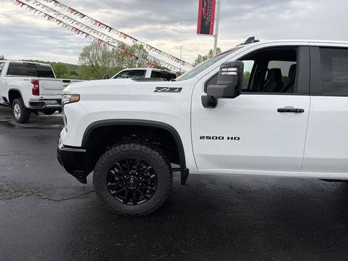 New 2026 Chevrolet Silverado 2500 LT w/ Trail Boss Package AWD/4WD image 10