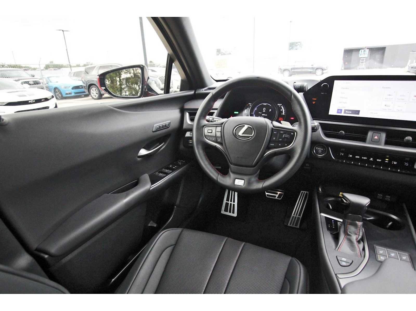 Used 2024 Lexus UX 250h F Sport FWD image 6