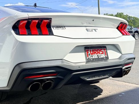 Used 2024 Ford Mustang GT Premium RWD image 8