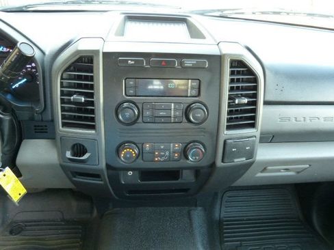 Used 2019 Ford F250 XL RWD image 22