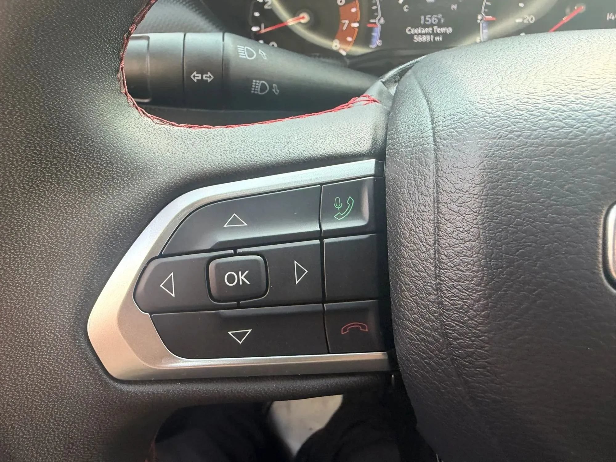 Used 2024 Jeep Compass Trailhawk AWD/4WD image 11