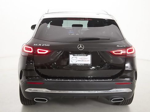 Used 2023 Mercedes-Benz GLA 250 4MATIC image 8