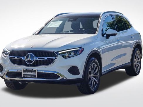 Certified 2025 Mercedes-Benz GLC 300 4MATIC image 3