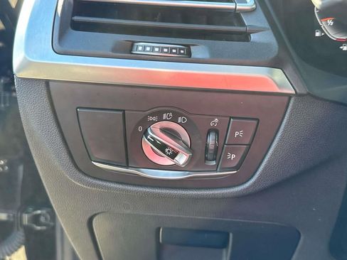 Used 2024 BMW X3 sDrive30i image 21