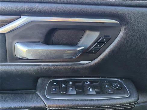 Used 2020 RAM 1500 Laramie image 28