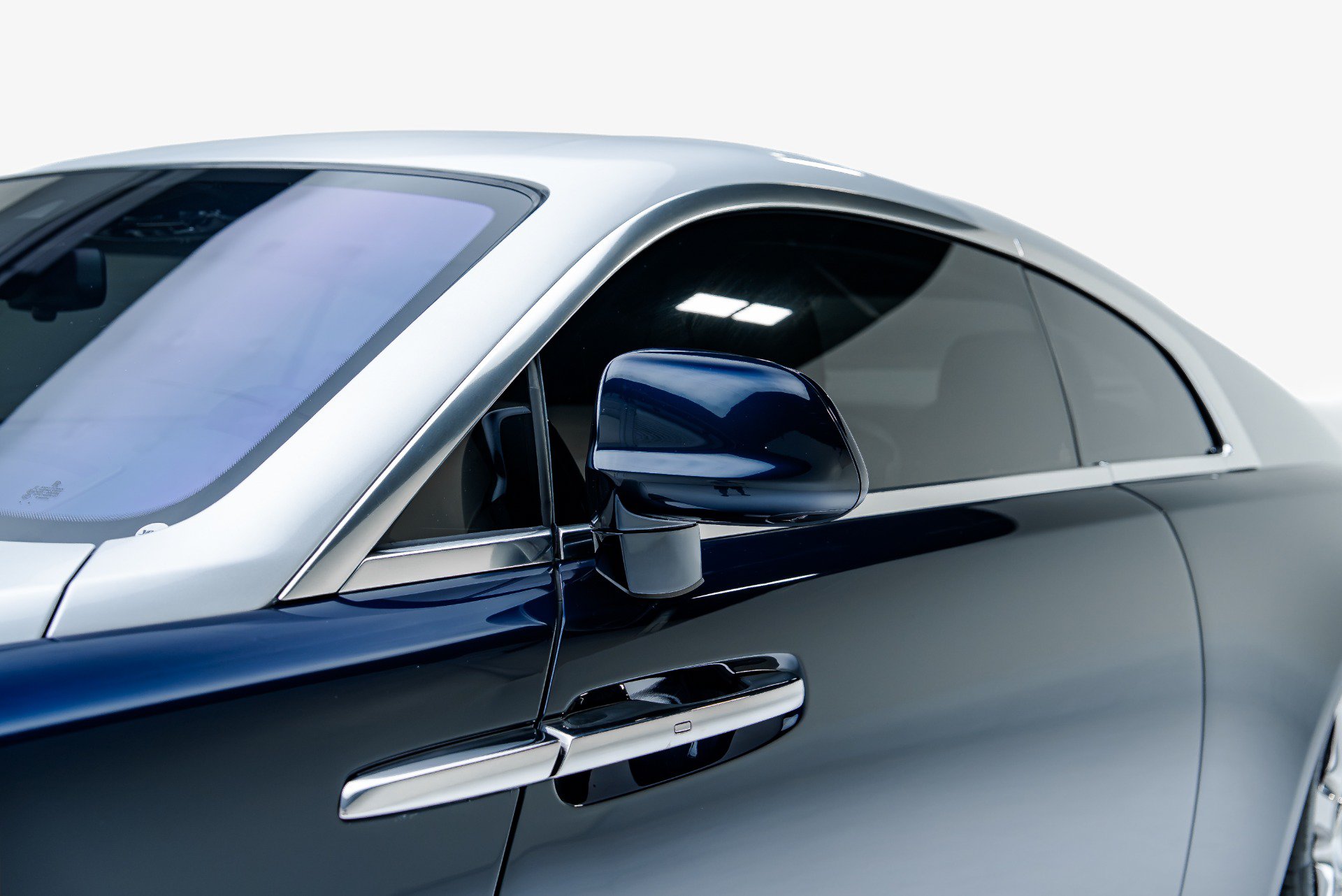 Used 2014 Rolls-Royce Wraith RWD image 23