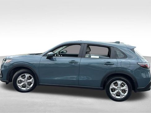 Certified 2025 Honda HR-V LX image 4