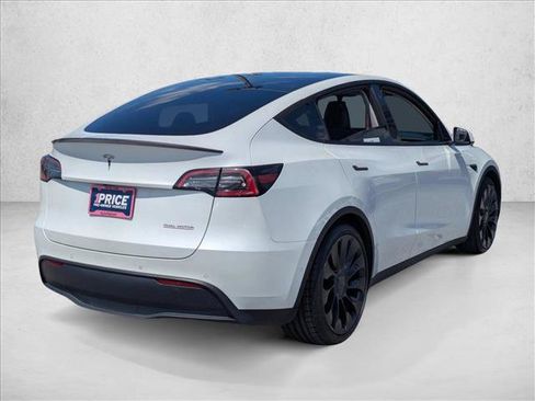Used 2022 Tesla Model Y Performance AWD/4WD image 5