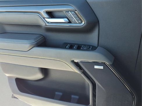 Used 2023 Chevrolet Silverado 1500 ZR2 image 19