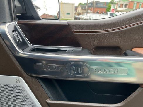 Used 2025 Ford F150 King Ranch AWD/4WD image 44