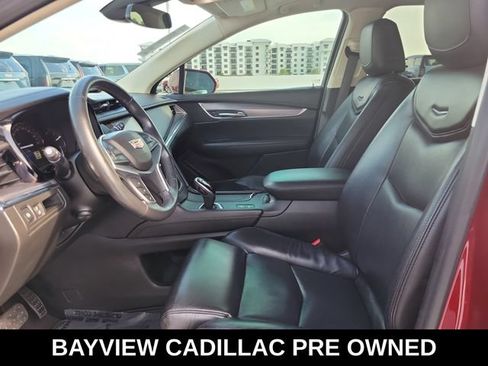 Used 2017 Cadillac XT5 Premium Luxury FWD image 23