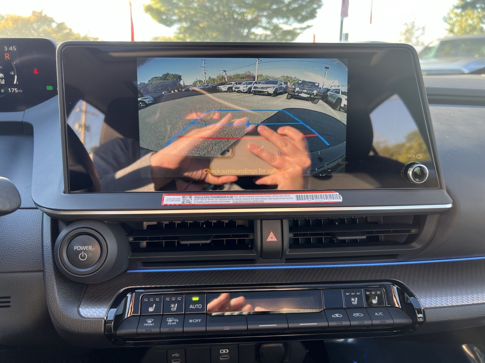 Used 2025 Toyota Prius Limited FWD image 19