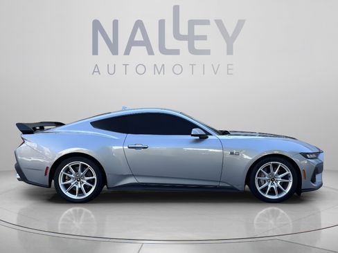 Used 2024 Ford Mustang GT Premium RWD image 4