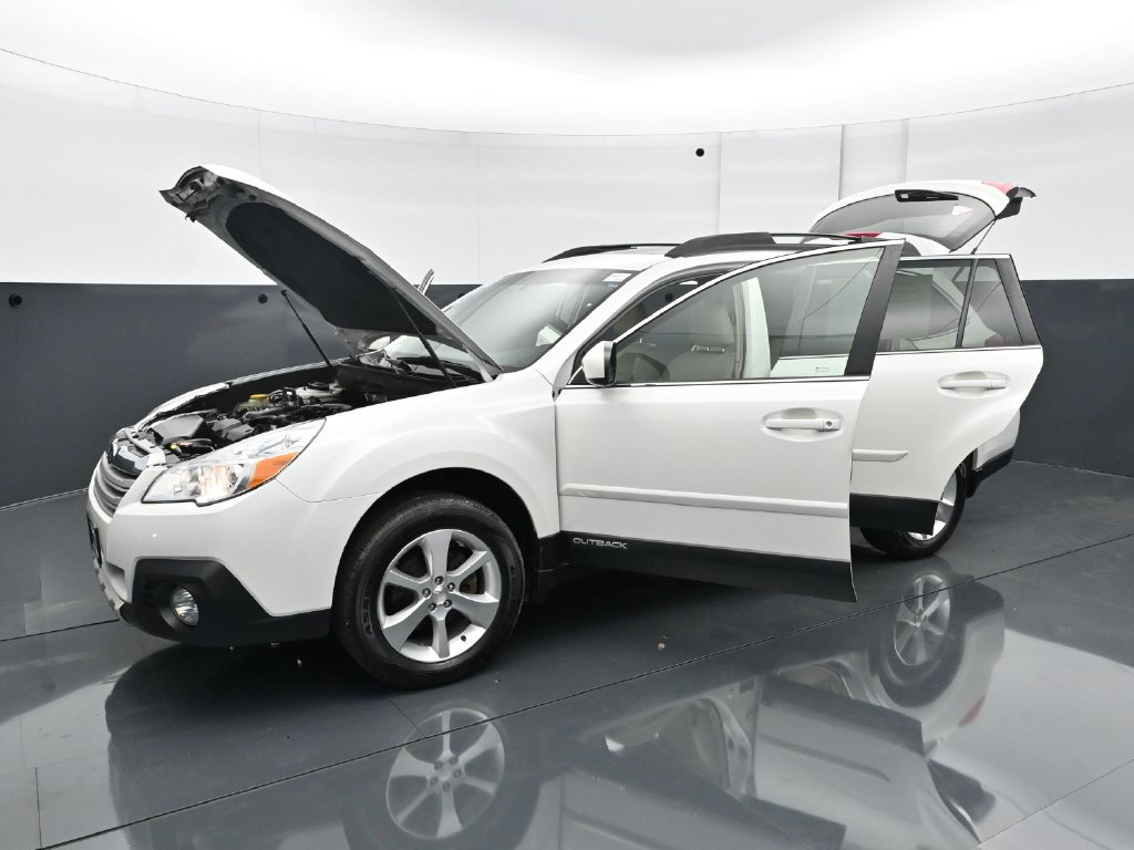 Used 2013 Subaru Outback 2.5i Limited AWD/4WD image 37