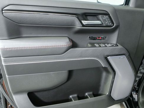 New 2026 GMC Sierra 1500 AT4X AWD/4WD image 6