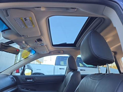 Used 2017 Subaru Outback 2.5i Limited image 28