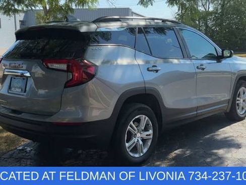 Certified 2023 GMC Terrain SLE w/ Driver Convenience Package FWD image 8