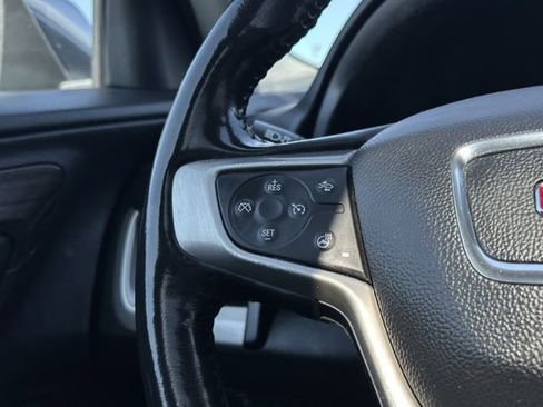 Used 2019 GMC Terrain Denali w/ Advanced Safety Package AWD/4WD image 40