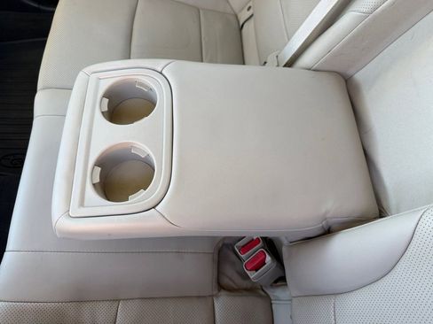 Used 2019 Subaru Outback 2.5i Limited w/ Popular Package #2 image 16