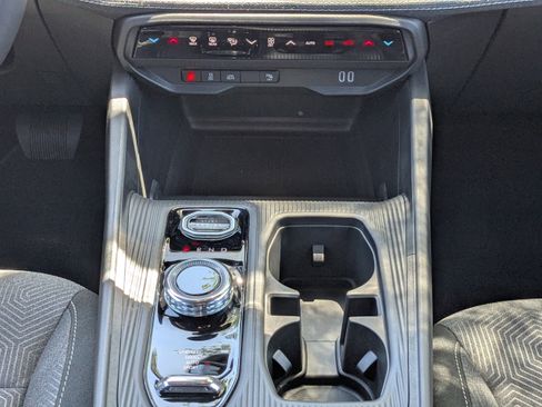 New 2026 Jeep Cherokee Laredo image 19