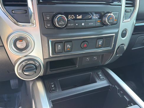 Used 2021 Nissan Titan SV w/ SV Convenience Package AWD/4WD image 27