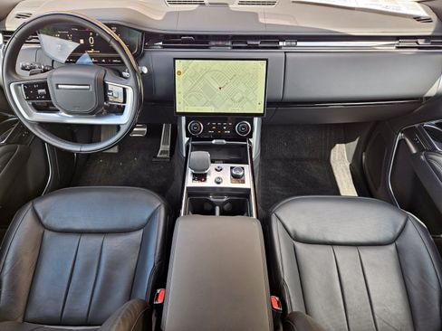 Used 2023 Land Rover Range Rover Long Wheelbase SE AWD/4WD image 22