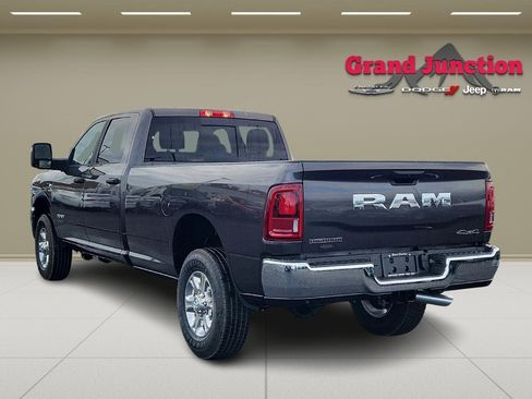 New 2026 RAM 2500 Big Horn AWD/4WD image 6