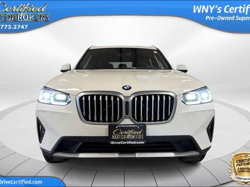 Used 2024 BMW X3 xDrive30i AWD/4WD image 2