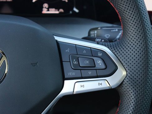 New 2026 Volkswagen GTI SE FWD image 33