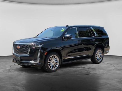 Used 2023 Cadillac Escalade Premium Luxury AWD/4WD image 3