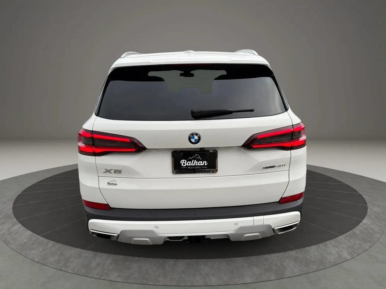 Used 2023 BMW X5 xDrive40i w/ Premium Package AWD/4WD image 7