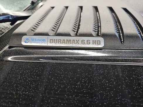 Used 2014 GMC Sierra 2500 SLE w/ SLE Preferred Package image 4