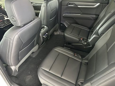 New 2026 GMC Acadia Elevation w/ Elevation Premium Package image 30