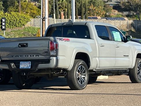 Used 2021 Toyota Tacoma TRD Sport image 5