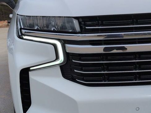 Used 2022 Chevrolet Tahoe LT w/ Luxury Package image 11