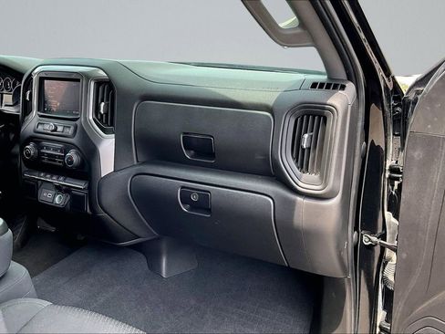Used 2021 Chevrolet Silverado 1500 Custom Trail Boss AWD/4WD image 13